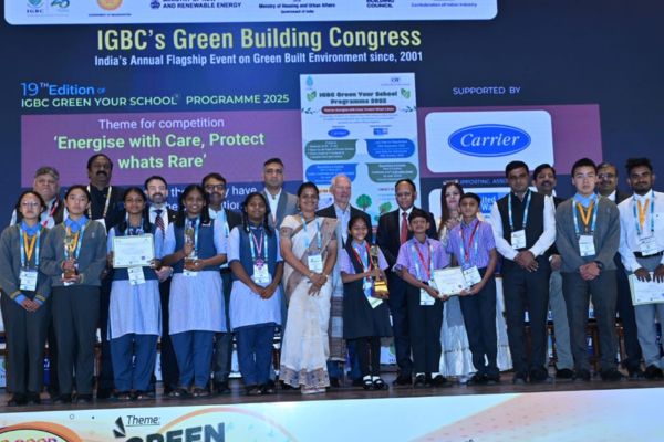 Video:ગાંધીનગરની જીવરાજના મુવાડા પ્રાથમિક શાળાને રાષ્ટ્રીય કક્ષાનો ‘ગ્રીન સ્કૂલ એવોર્ડ-૨૦૨૫’ એનાયત