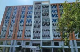 AMC, parking Bilding