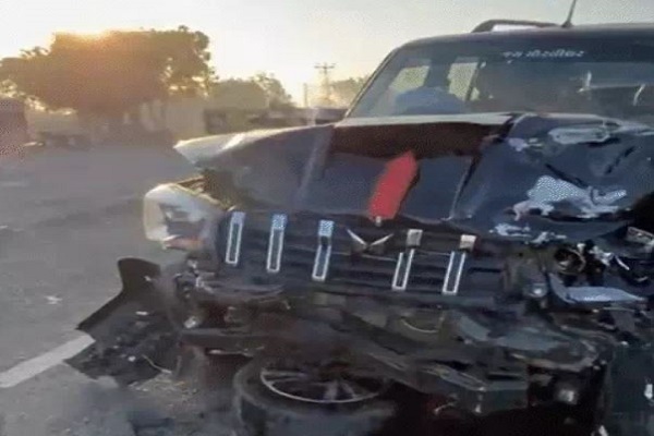 રાજકોટ-મોરબી હાઈવે પર બે કાર વચ્ચે અકસ્માતમાં બે બાળકોના મોત, 4 ગંભીર