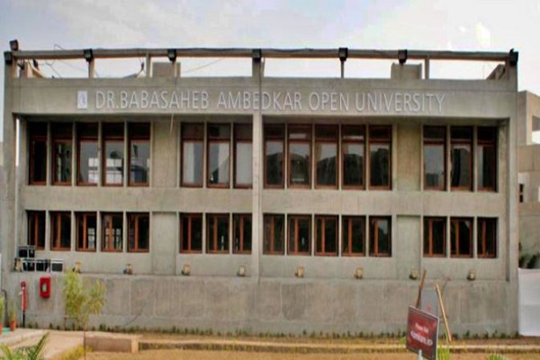 ડો. બાબાસાહેબ આંબેડકર યુનિવર્સિટીએ ફીમાં કર્યો તોતિંગ વધારો