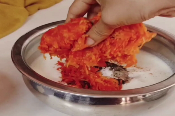 આ 5 પ્રકારના રાયતા આપશે ગજબનો સ્વાદ અને ગરમાવો, જાણો રેસિપી