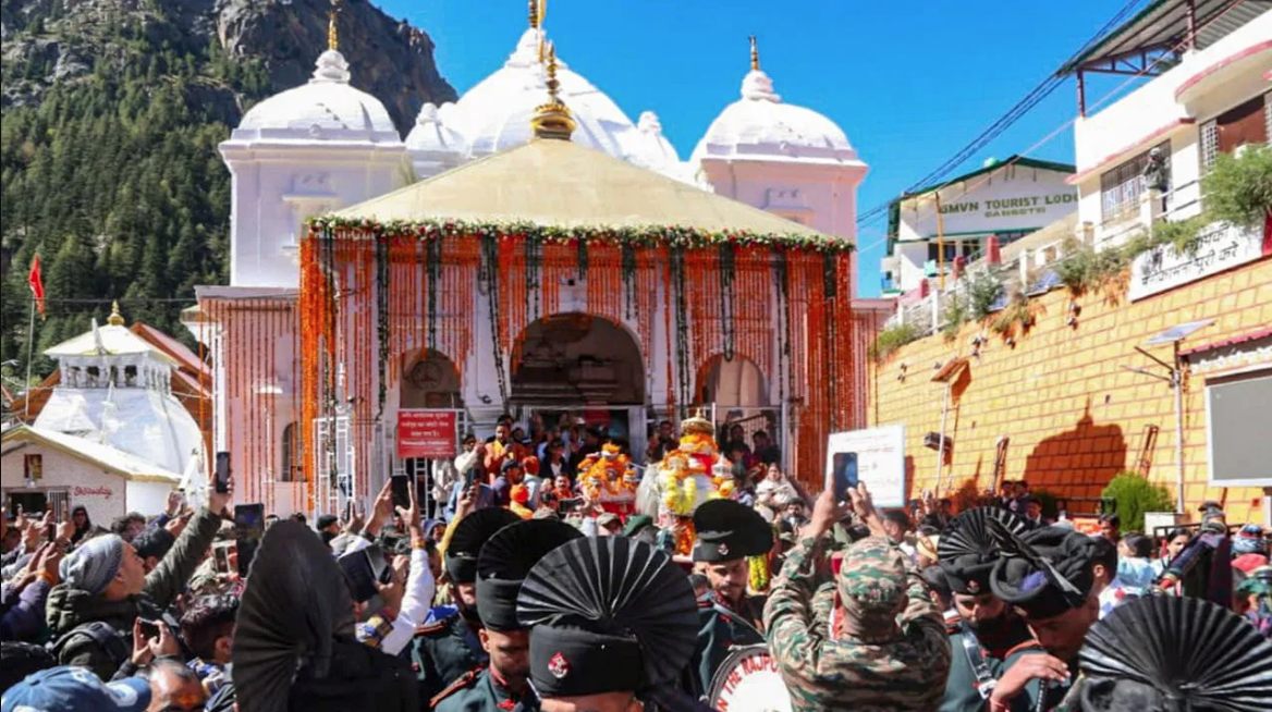 ઉત્તરાખંડના ગંગોત્રી ધામમાં બિન-હિન્દુઓના પ્રવેશ પર પ્રતિબંધ ફરમાવાયો