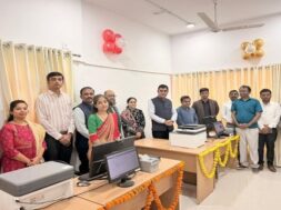 Gandhinagar post office, AADHAR KENDRA