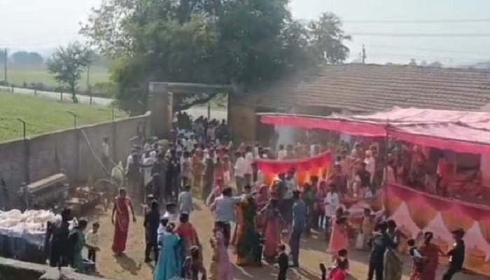 લગ્ન પ્રસંગમાં રોટલી પીરસવાના મુદ્દે જાનૈયા અને માંડવિયા બાખડી પડ્યાં