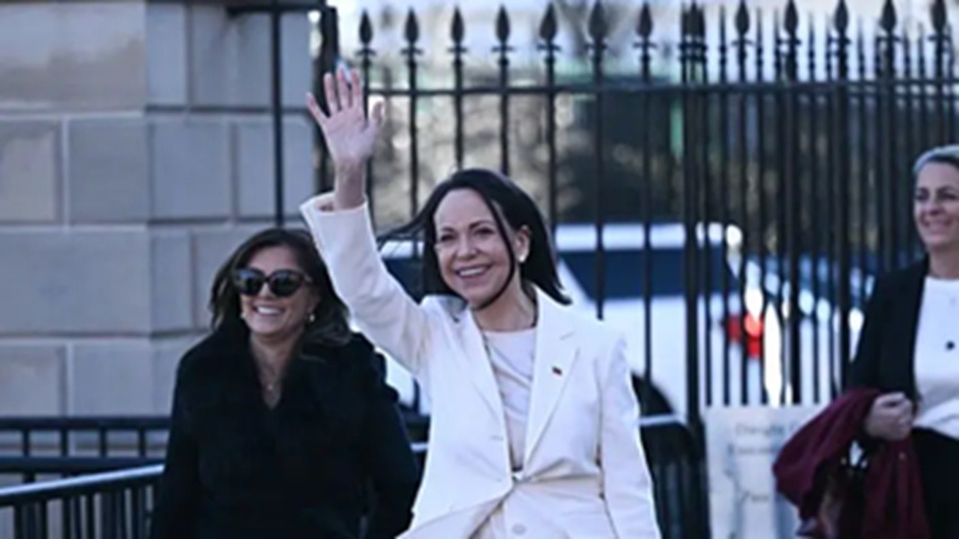 વેનેઝુએલાઃ મારિયા મચાદોએ પોતાનો નોબેલ શાંતિ પુરસ્કાર ટ્રમ્પને સોંપ્યો