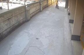 Surat, A child was killed by a kite-srtring