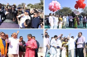 Chief Minister Bhupendrabhai celebrated Kite Festival