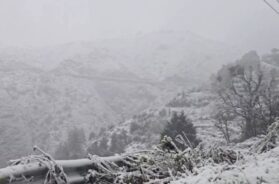 Heavy snowfall in Uttarakhand-Himachal Pradesh