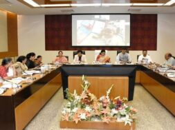 manisa vakil. meeting