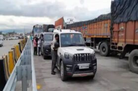 toll plaza, traffic jam