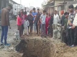 AMC, 2 COWS DIE, FALLINF IN TO A PIT