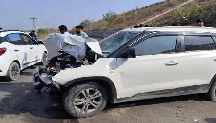 સાંચોર-થરાદ હાઈવે પર પૂર ઝડપે કારે બાઈકને અડફેટે લેતા બેનાં મોત