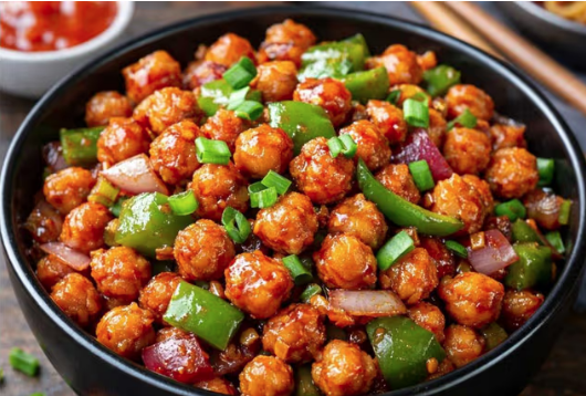 ઘરે જ બનાવો સ્ટ્રીટ ફૂડથી પણ ટેસ્ટી ચણા ચિલી, જાણો રેસીપી