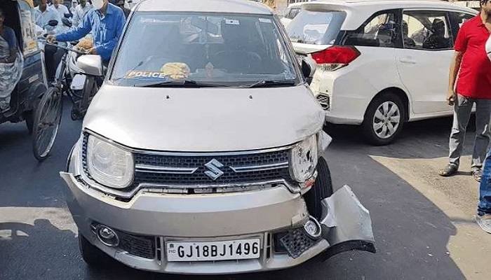 વડોદરામાં નશામાં ધૂત કારચાલક SRP જવાનએ ત્રણ વાહનોને અડફેટે લીધા