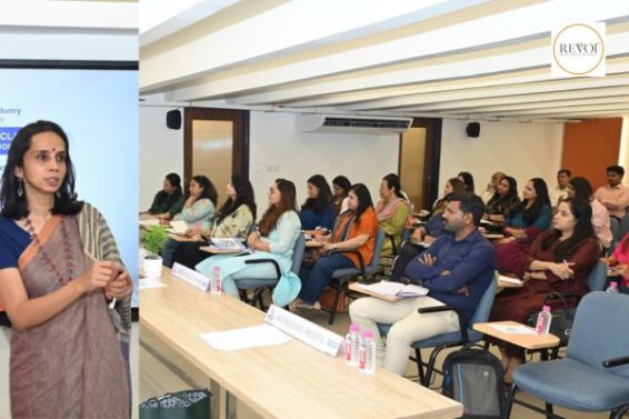 workshop on “Journaling for Leadership Clarity”