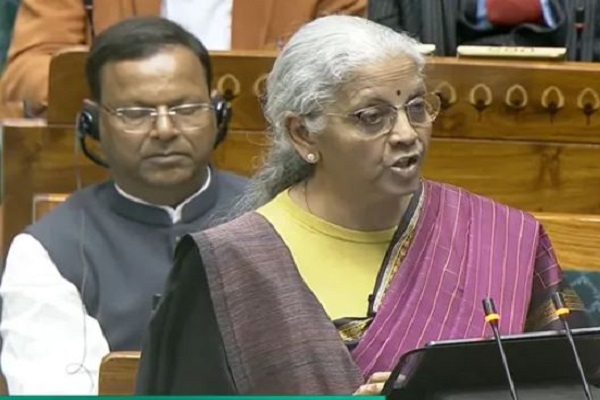 કેન્સર અને ડાયાબિટીસની દવાઓ સસ્તી, ટેક્સટાઇલ પાર્ક, મહાત્મા ગાંધી હેન્ડલૂમ યોજના… નાણામંત્રીએ મોટી જાહેરાતો કરી