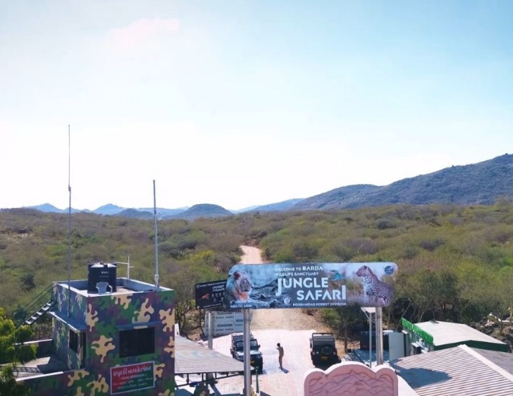 પોરબંદરનો બરડા ડુંગર સિંહોના સુરક્ષિત નિવાસ તરીકે સજ્જ થયો