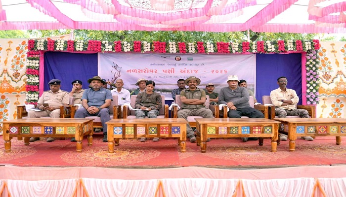 નળ સરોવરમાં પક્ષી ગણતરી સંપન્ન,  270 પ્રજાતિના 6.42 લાખ પક્ષીઓ નોંધાયા