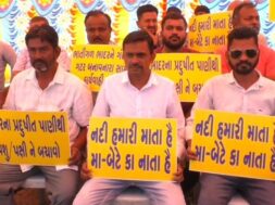 Protest against pollution of Bhadar River