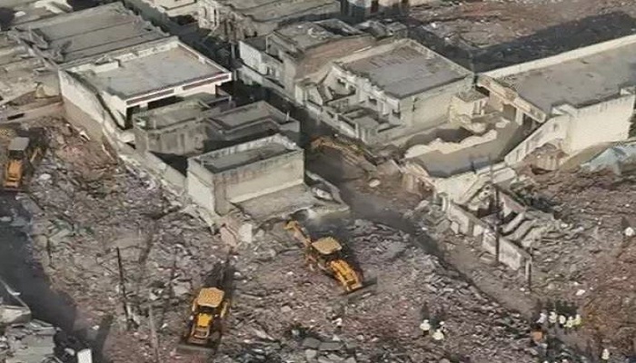 રાજકોટના જંગલેશ્વરમાં મેગા ડિમોલિશનનો આજે બીજો દિવસ, 1200થી વધુ મકાનો તોડી પડાયા