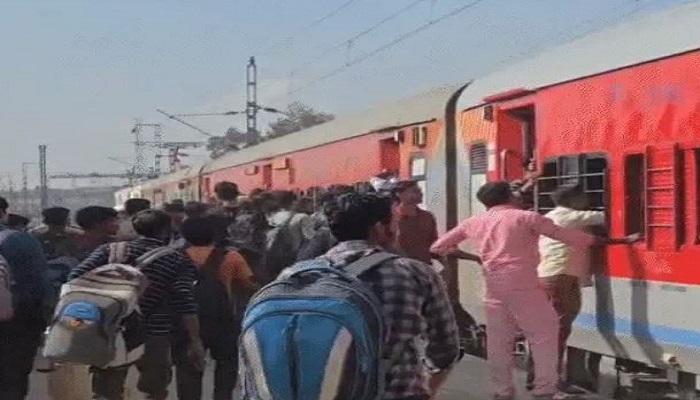 સુરતથી માદરે વતન જવા લોકોનો ભારે ધસારો, UP-બિહાર જતી ટ્રેનો હાઉસફુલ