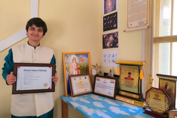 ગુજરાતનું ગૌરવઃ આણંદની દીકરીએ છ નવી ગેલેક્સી શોધી કાઢી ભારતીય નામો આપ્યાં