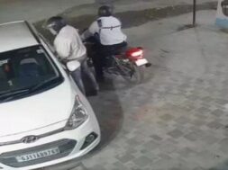 car window broken avd stolen