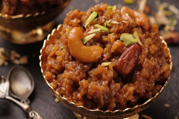 જો તમે મીઠાઈઓના શોખીન છો, તો એકવાર રાજસ્થાની લાપસી અજમાવો