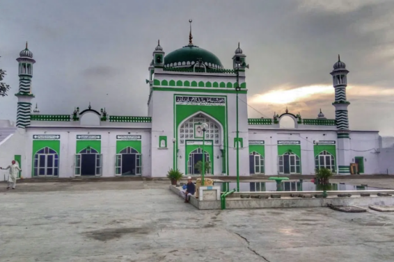 sambhal masjid