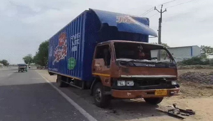 બેચરાજી નજીક ટ્રકે પદયાત્રીઓના સંઘને અડફેટે લેતા બેના મોત, 7ને ગંભીર ઈજા