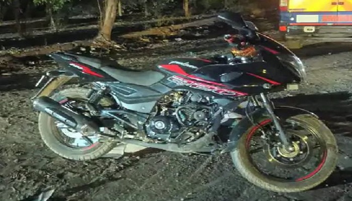 કલોલ-છત્રાલ હાઈવેના સર્વિસ રોડ પર બે બાઈક સામસામે અથડાતા એકનું મોત, એક ગંભીર