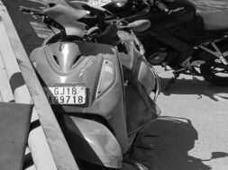 Accident, gandhinagar