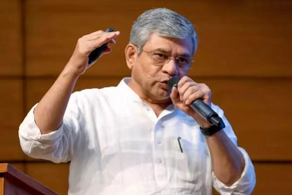 મીડિયા મનોરંજન ક્ષેત્રમાં ટેકનોલોજી મુખ્ય ભૂમિકા ભજવી રહી છે: અશ્વિની વૈષ્ણવ