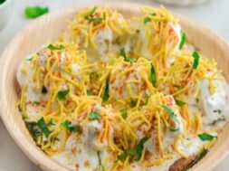 Dahi Papadi Chaat Recipe