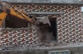 Demolition, Bhavnagar