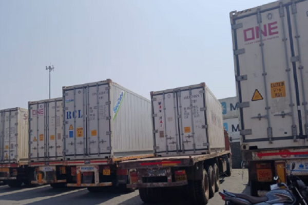 ઈરાન-ઈઝરાયેલ જંગની ભારતને ગંભીર અસર: 1000થી વધુ નિકાસ કન્ટેનર અટવાયા