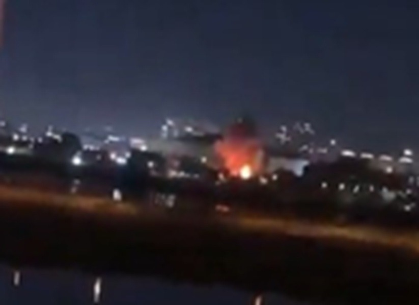 ઇરાક: બગદાદમાં અમેરિકી દૂતાવાસ પર ડ્રોન હુમલો, વિસ્ફોટો બાદ લાગી આગ