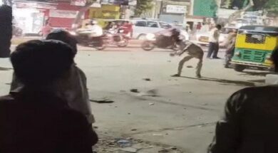 Ranip, stone throwing