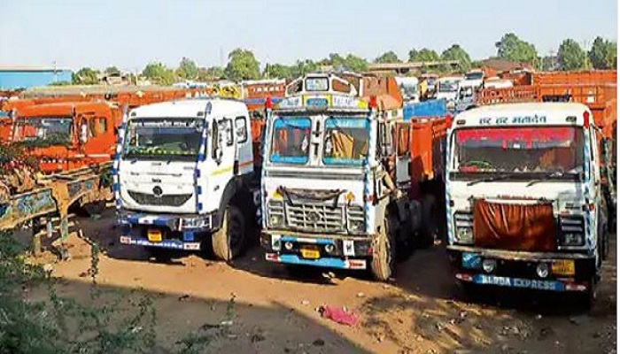 કચ્છના કન્ટેનર ટ્રાન્સપોર્ટરોએ ભાડામાં 20 ટકાનો તોતિંગ વધારો કર્યો