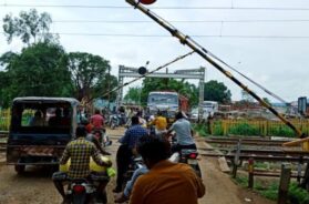 railway crossing free Gujarat by 2029