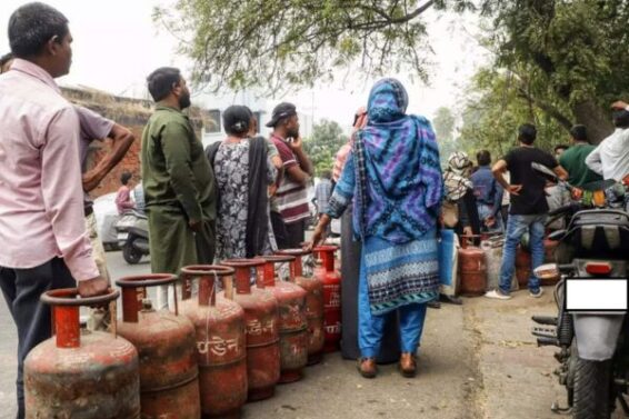 memes about alleged gas and fuel crisis