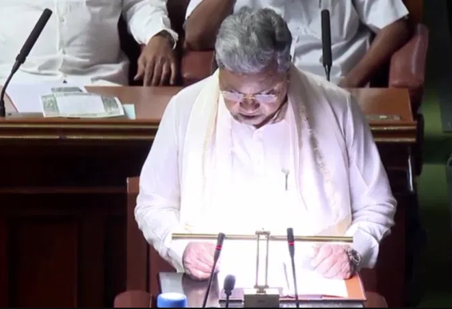 કર્ણાટકમાં 16 વર્ષથી ઓછી વયના બાળકો માટે સોશિયલ મીડિયા પર પ્રતિબંધ મુકાશે