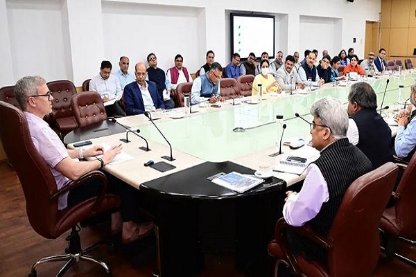 J&K: SASCI હેઠળના પ્રોજેક્ટ્સની પ્રગતિની સમીક્ષા કરવા માટે મુખ્યમંત્રીની અધ્યક્ષતામાં બેઠક