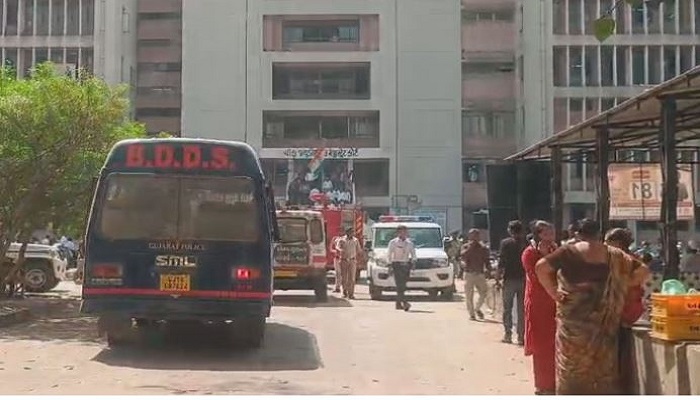 અમદાવાદમાં મેટ્રોપોલિટન કોર્ટને બોમ્બથી ઉડાવી દેવાની મળી ધમકી, પોલીસે કરી તપાસ