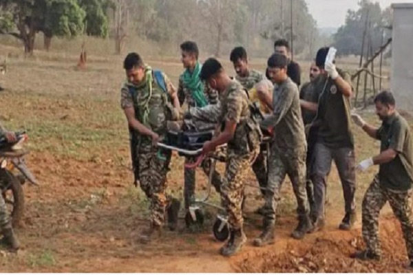 ઝારખંડ: સારંડાના જંગલોમાં નક્સલીઓનો હુમલો, 5 જવાન ઘાયલ