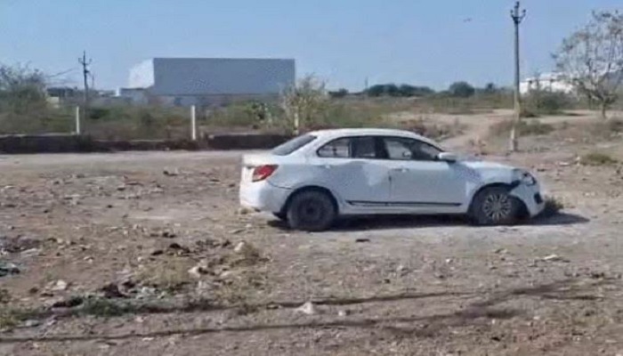 કાલાવડ યાર્ડ પાસે શેરડીનો રસ પીતા લોકો પર કાર ફરી વળતા બેના મોત