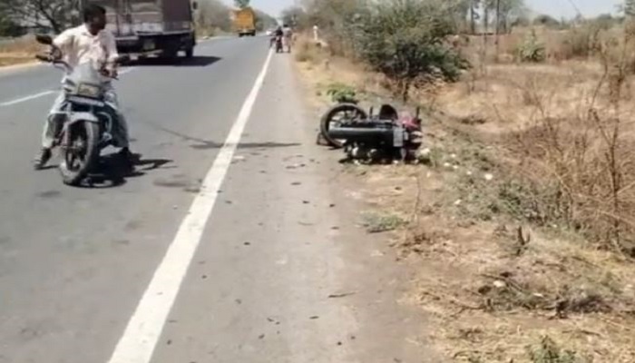 તાપીના ઉચ્છલ-નિઝર હાઈવે પર બે બાઈક સામસામે અથડાતા 3 યુવાનોના મોત