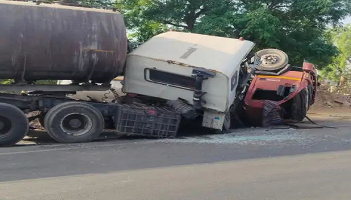 બનાસકાંઠાના પાંથાવાડ-ગુંદરી હાઈવે પર બે ટેન્કર વચ્ચે અકસ્માત સર્જાયો