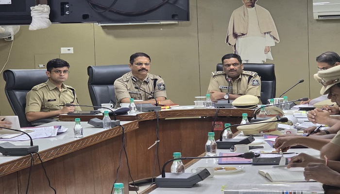 સોશિયલ મીડિયા દ્વારા અફવાઓ ફેલાવનારા સામે સાયબર સેલને સક્રિય રહેવા આદેશ