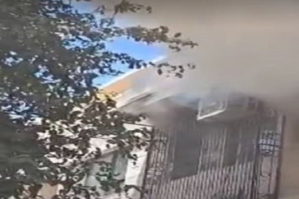 વડોદરામાં સુભાનપુરાના વર્ધમાન કોમ્પ્લેક્સમાં લાગેલી આગ પર કાબુ મોળવાયો